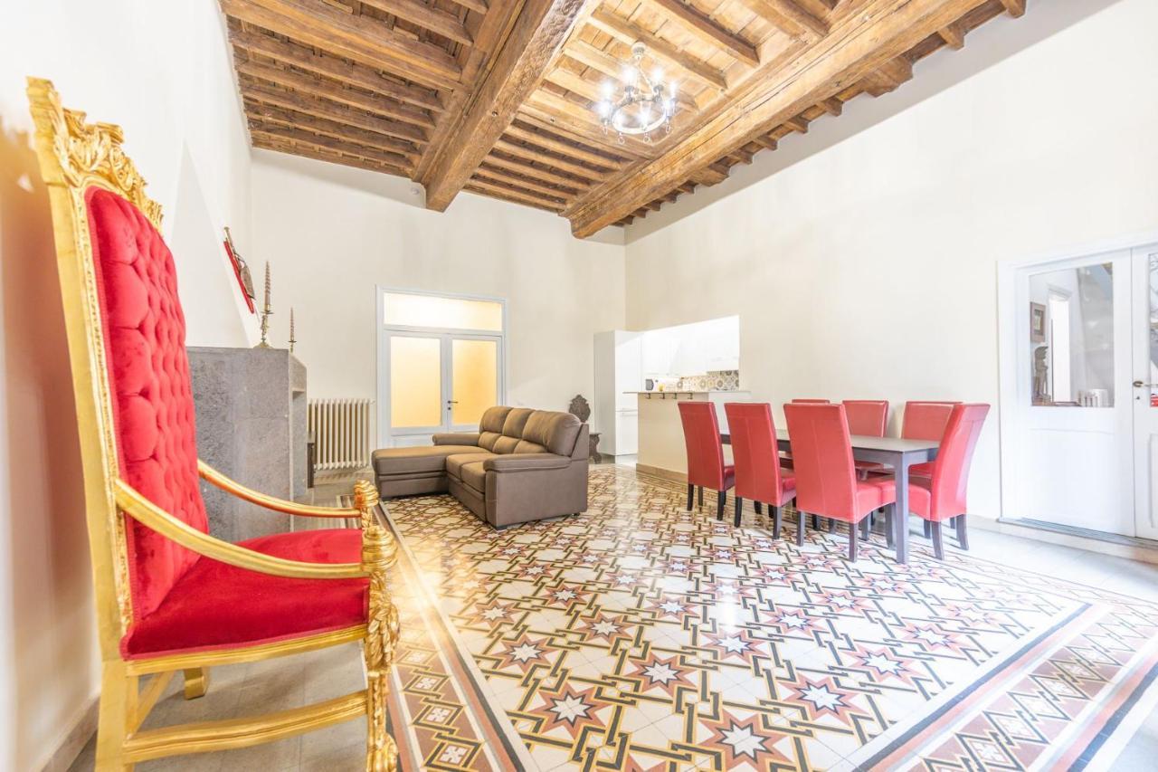 The House Of Thrones Apartment Viterbo Exterior photo
